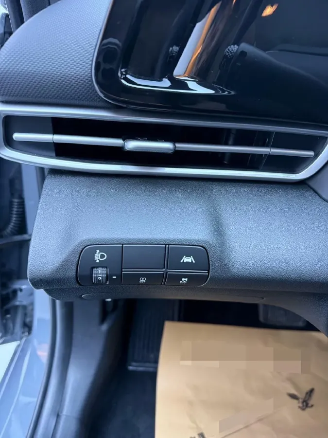 2021 Hyundai Elantra 1.5L 115HP L4 CVT,autocango,china used car exporter,china ev exporter,chinese used car exporter,chinese used ev exporter