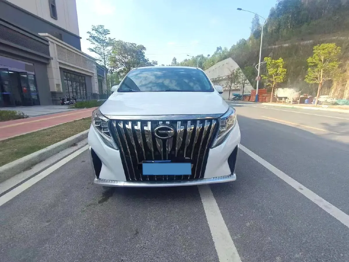 2021 GAC Trumpchi M8 2.0T 252HP L4 8AT,autocango,china used car exporter,china ev exporter,chinese used car exporter,chinese used ev exporter