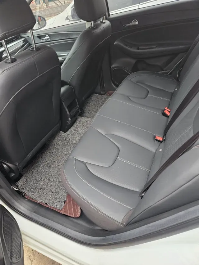 2024 Chery Arrizo 5 1.5L 120HP L4 5MT,autocango,china used car exporter,china ev exporter,chinese used car exporter,chinese used ev exporter