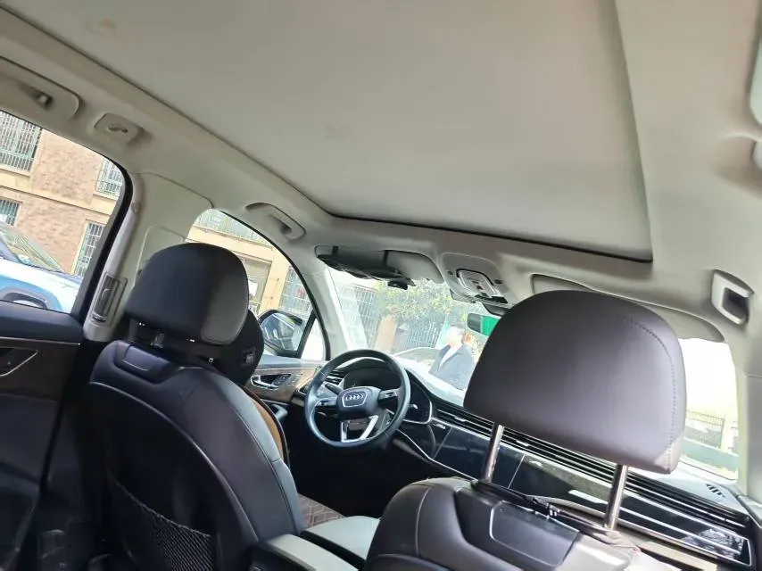 2023 Audi Q7 3.0T 340HP V6 8AT,autocango,china used car exporter,china ev exporter,chinese used car exporter,chinese used ev exporter