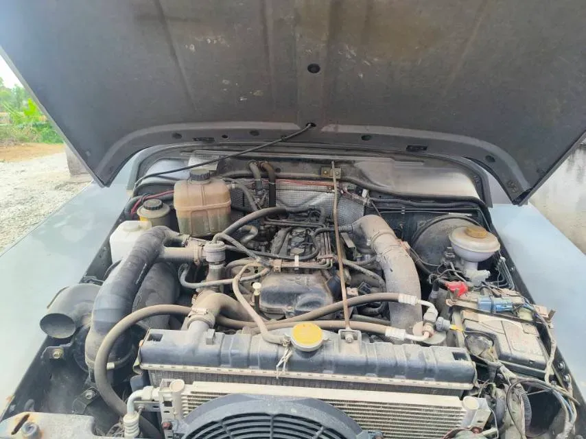 2021 BAW 212 1.5T 136HP L4 5MT,autocango,china used car exporter,china ev exporter,chinese used car exporter,chinese used ev exporter