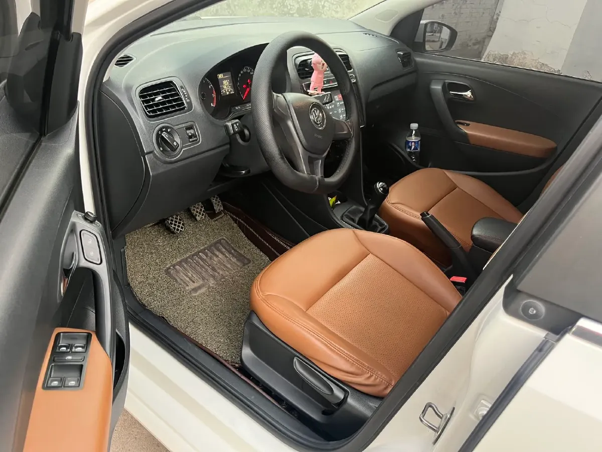 2014 Chery Tiggo 3 1.6L 126HP L4 5MT,autocango,china used car exporter,china ev exporter,chinese used car exporter,chinese used ev exporter