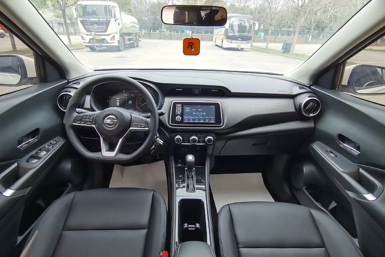 2022 Nissan Kicks 1.5L 122HP L4 CVT,autocango,china used car exporter,china ev exporter,chinese used car exporter,chinese used ev exporter