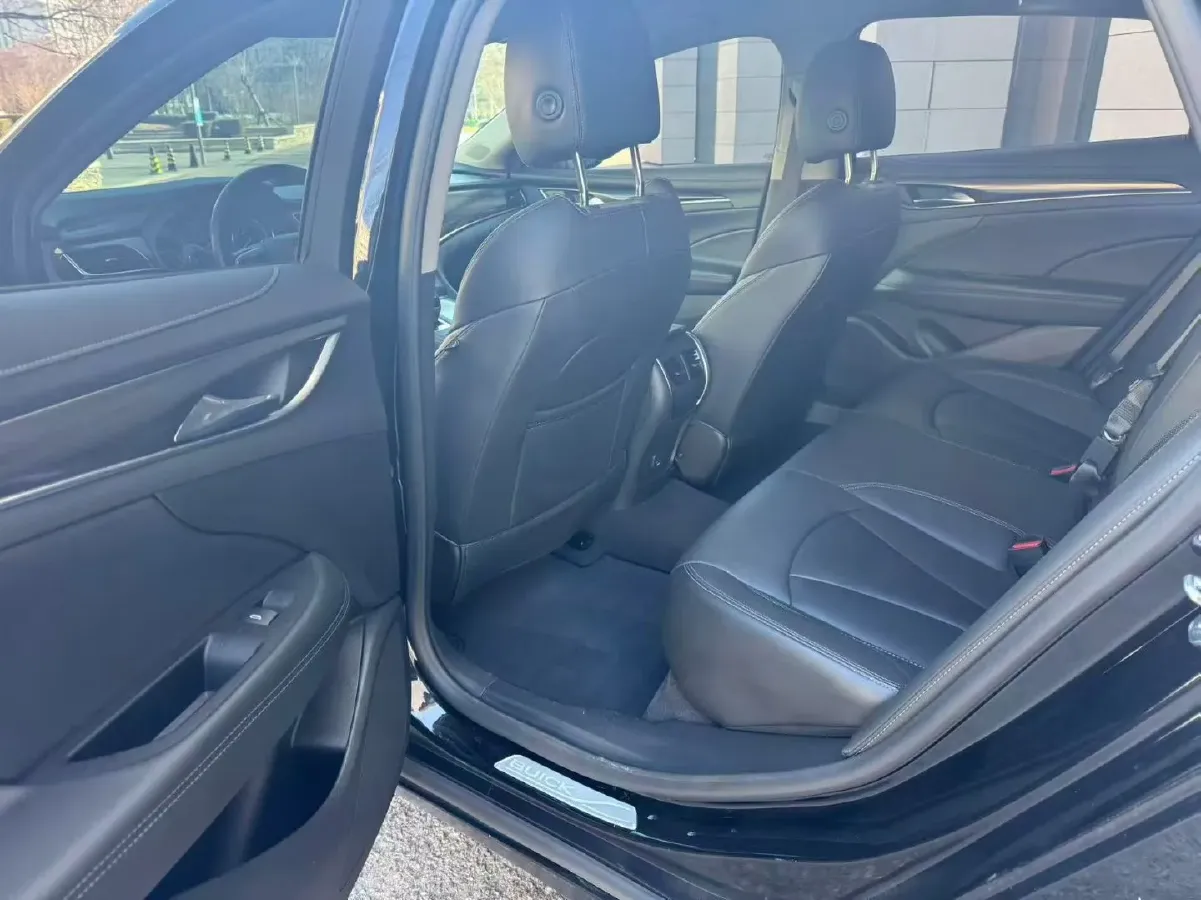 2021 Buick Larcosse 1.5T 169HP L4 9AT,autocango,china used car exporter,china ev exporter,chinese used car exporter,chinese used ev exporter