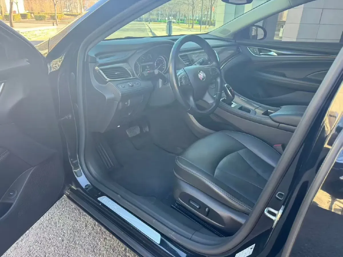 2021 Buick Larcosse 1.5T 169HP L4 9AT,autocango,china used car exporter,china ev exporter,chinese used car exporter,chinese used ev exporter