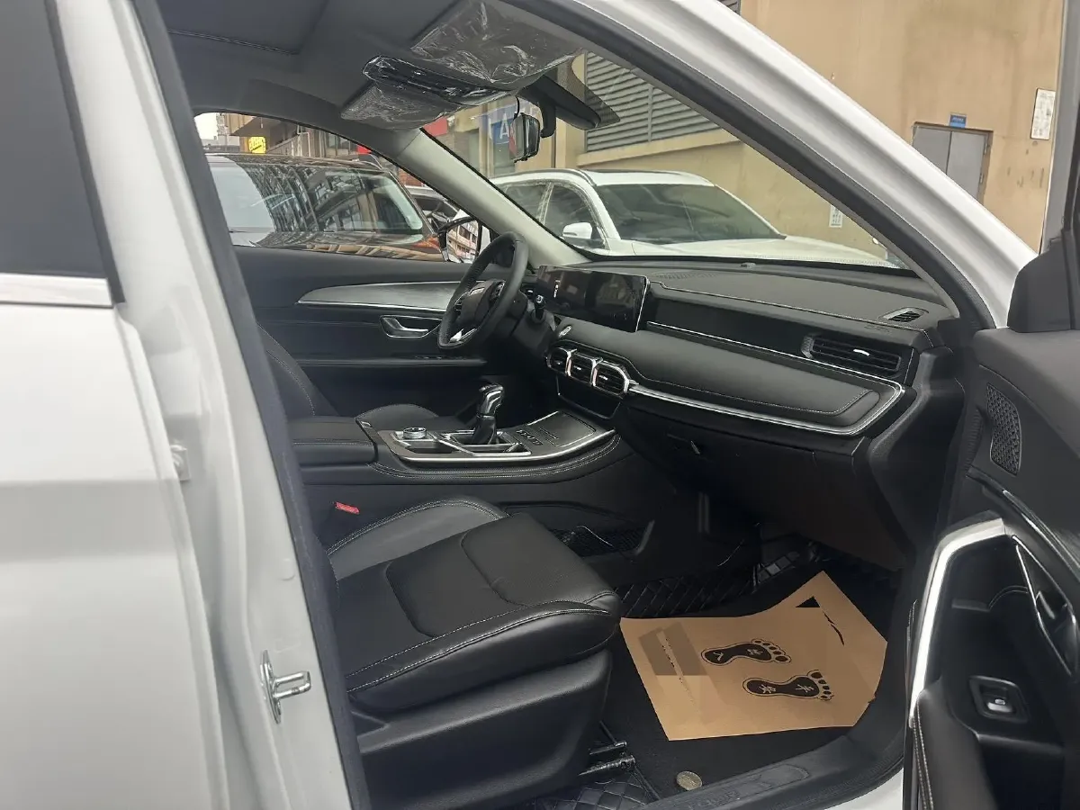 2021 Jetour X70 Plus 1.5T 156HP L4 6MT,autocango,china used car exporter,china ev exporter,chinese used car exporter,chinese used ev exporter