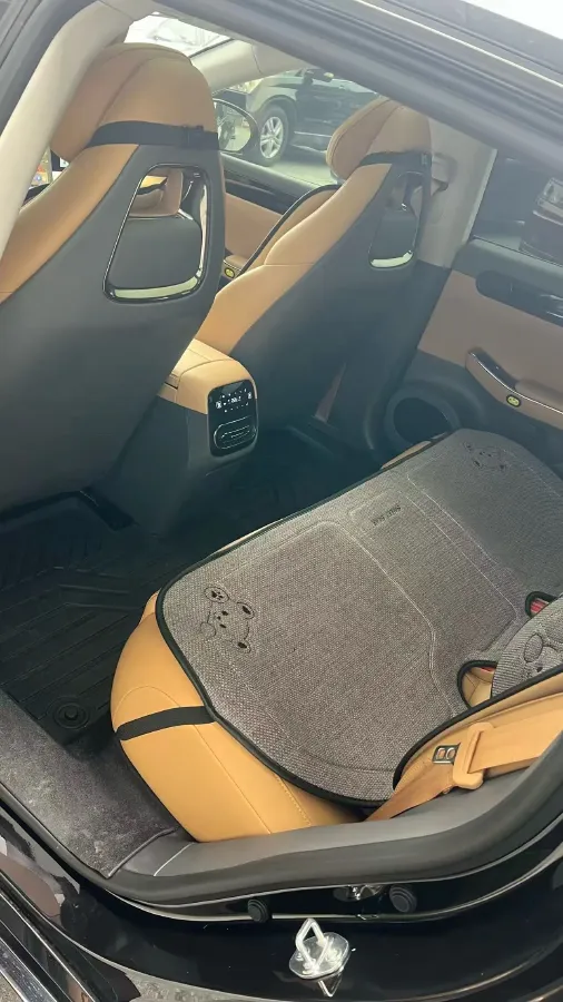 2024 Leapmotor C01 BEV 62.8KWH,autocango,china used car exporter,china ev exporter,chinese used car exporter,chinese used ev exporter