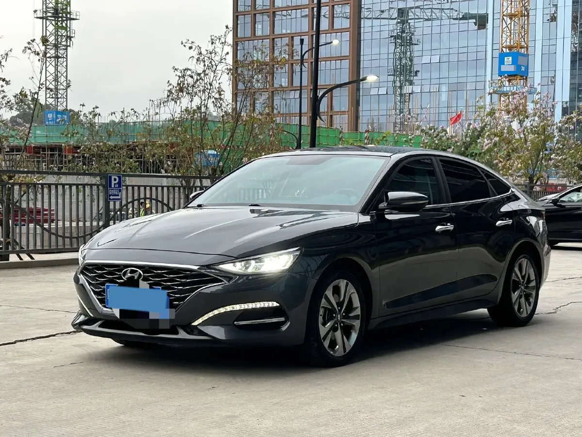 2019 Hyundai La Festa 1.6T 190HP L4 7DCT,autocango,china used car exporter,china ev exporter,chinese used car exporter,chinese used ev exporter