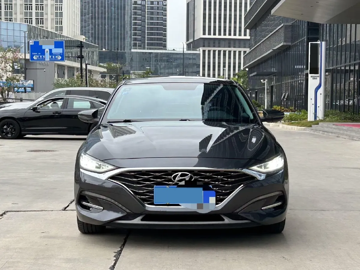 2019 Hyundai La Festa 1.6T 190HP L4 7DCT,autocango,china used car exporter,china ev exporter,chinese used car exporter,chinese used ev exporter