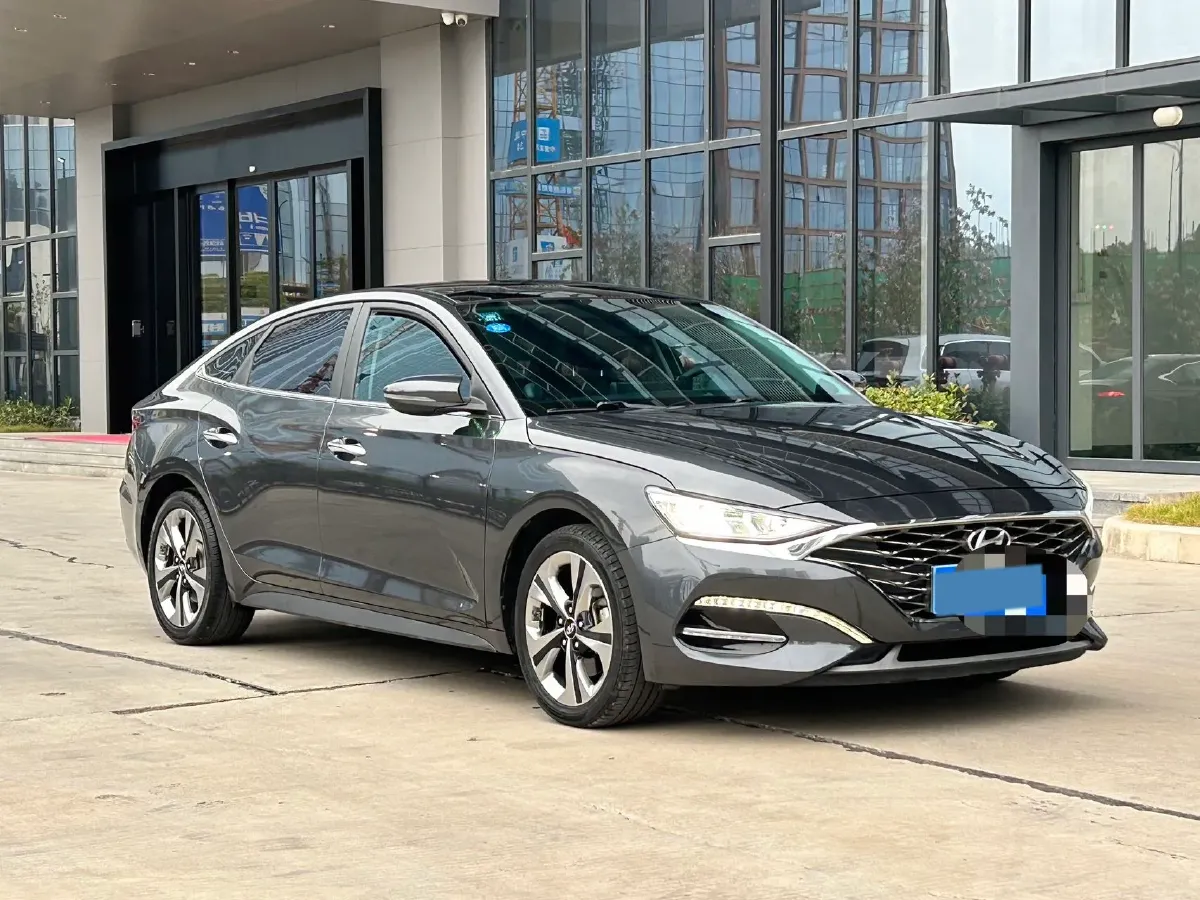 2019 Hyundai La Festa 1.6T 190HP L4 7DCT,autocango,china used car exporter,china ev exporter,chinese used car exporter,chinese used ev exporter