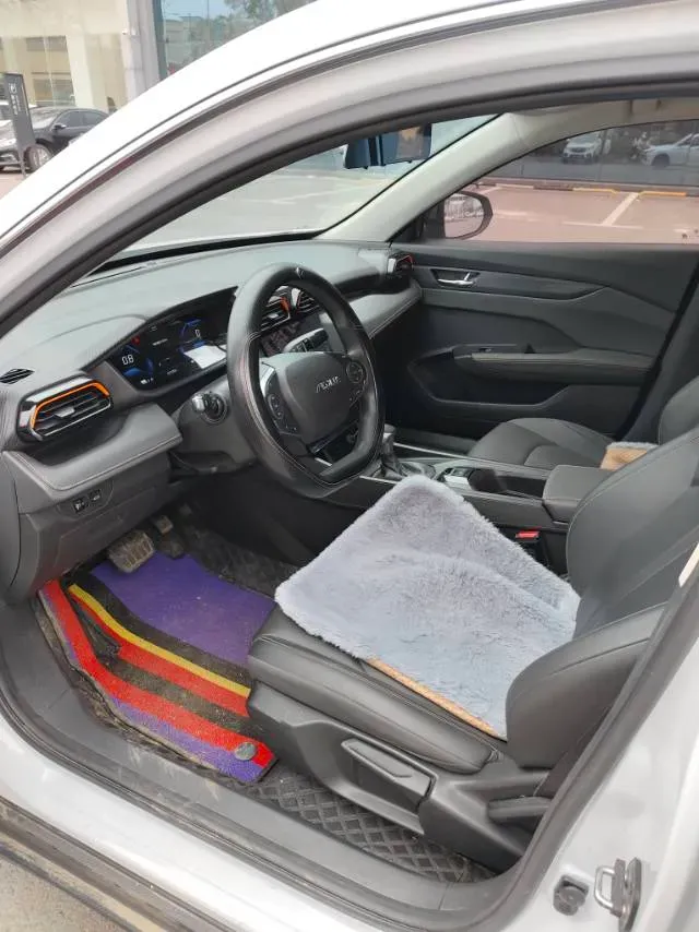 2024 DongFeng Aeolus YiXuan 1.5L 125HP L4 6DCT,autocango,china used car exporter,china ev exporter,chinese used car exporter,chinese used ev exporter