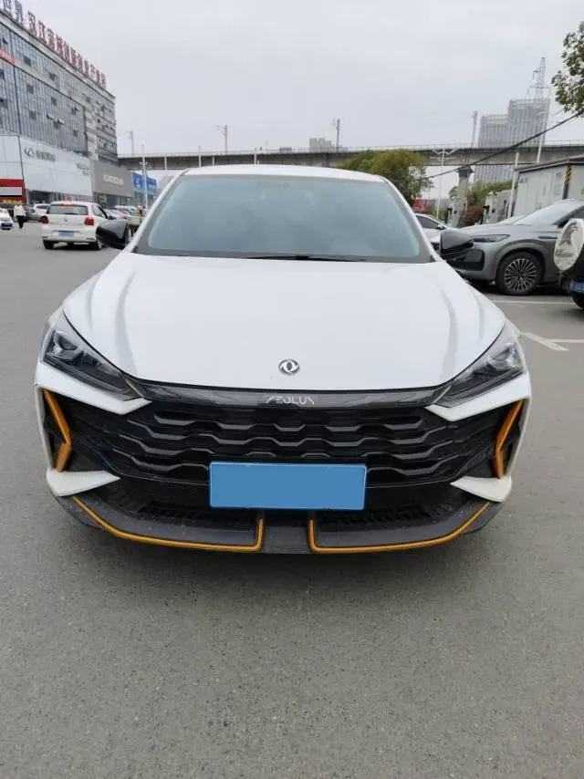 2024 DongFeng Aeolus YiXuan 1.5L 125HP L4 6DCT,autocango,china used car exporter,china ev exporter,chinese used car exporter,chinese used ev exporter