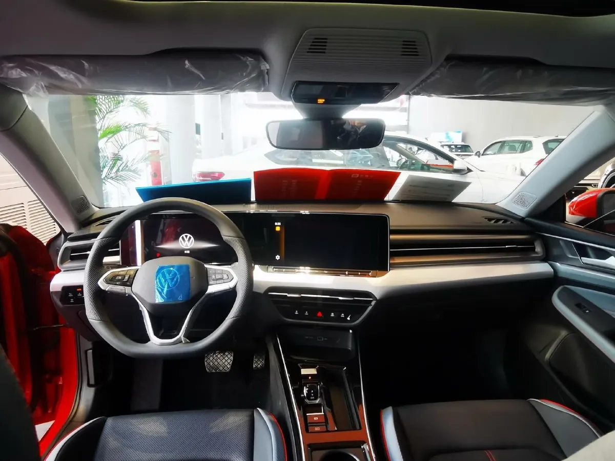 2025 Volkswagen Lamando 1.4T 150HP L4 7DCT,autocango,china used car exporter,china ev exporter,chinese used car exporter,chinese used ev exporter