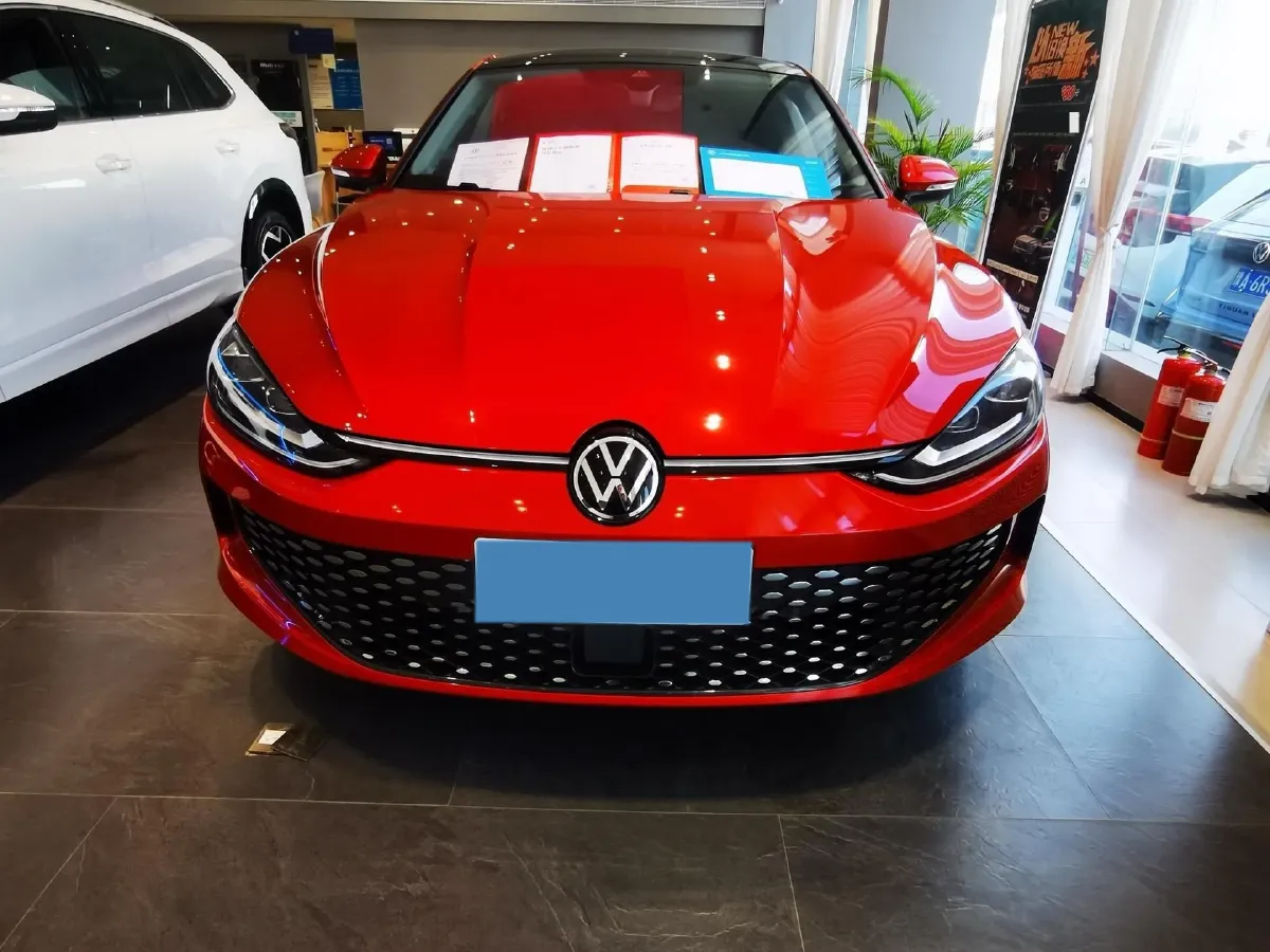 2025 Volkswagen Lamando 1.4T 150HP L4 7DCT,autocango,china used car exporter,china ev exporter,chinese used car exporter,chinese used ev exporter
