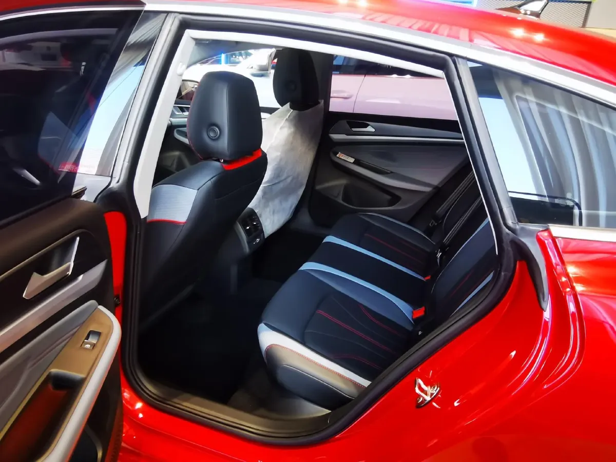 2025 Volkswagen Lamando 1.4T 150HP L4 7DCT,autocango,china used car exporter,china ev exporter,chinese used car exporter,chinese used ev exporter