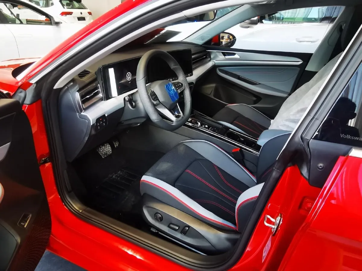 2025 Volkswagen Lamando 1.4T 150HP L4 7DCT,autocango,china used car exporter,china ev exporter,chinese used car exporter,chinese used ev exporter