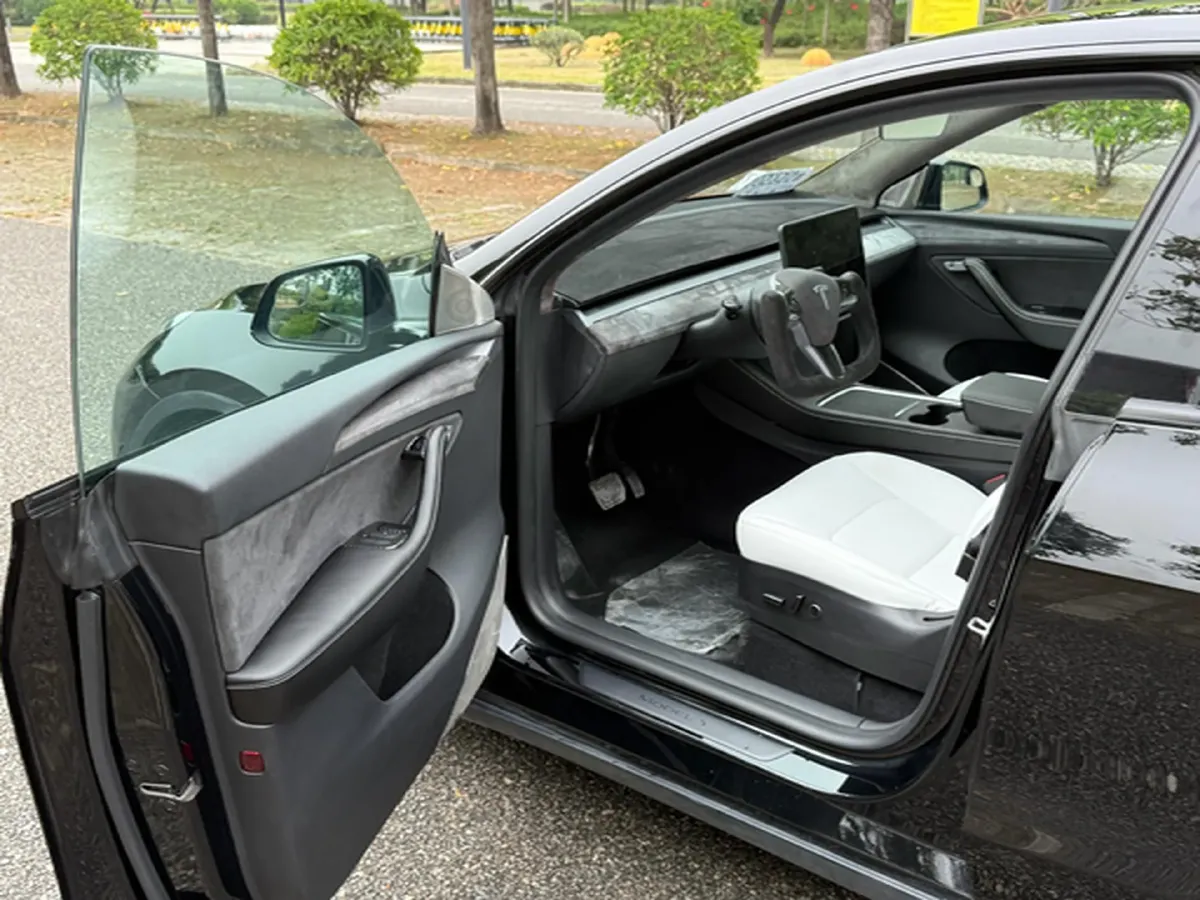 2022 Tesla Model Y BEV 60KWH,autocango,china used car exporter,china ev exporter,chinese used car exporter,chinese used ev exporter