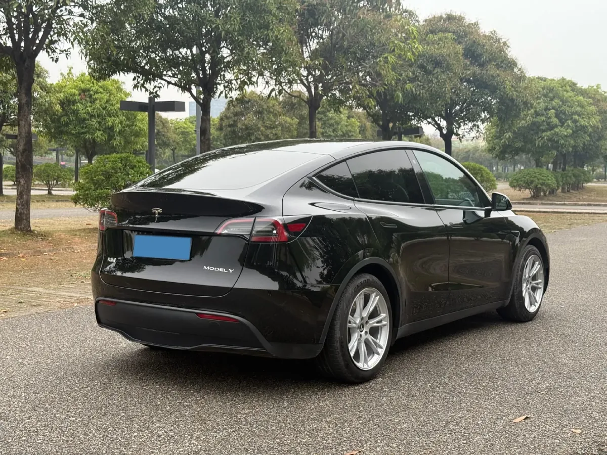 2022 Tesla Model Y BEV 60KWH,autocango,china used car exporter,china ev exporter,chinese used car exporter,chinese used ev exporter