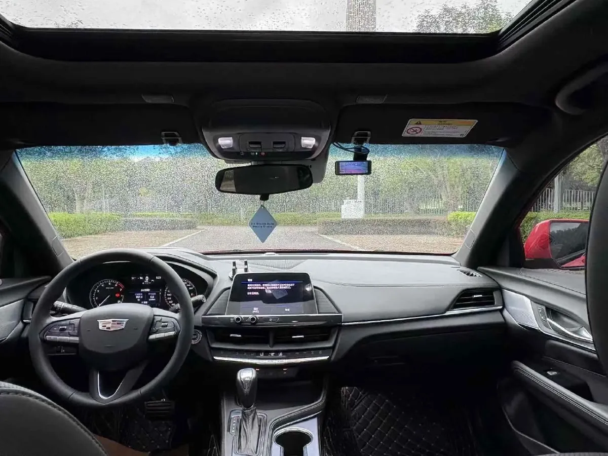 2021 Cadillac CT4 2.0T 237HP L4 8AT,autocango,china used car exporter,china ev exporter,chinese used car exporter,chinese used ev exporter