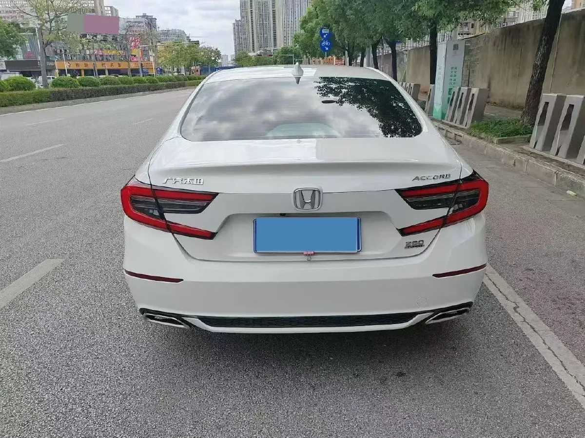 2022 Honda Accord 1.5T 194HP L4 CVT,autocango,china used car exporter,china ev exporter,chinese used car exporter,chinese used ev exporter
