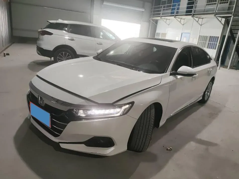 2022 Honda Accord 1.5T 194HP L4 CVT,autocango,china used car exporter,china ev exporter,chinese used car exporter,chinese used ev exporter