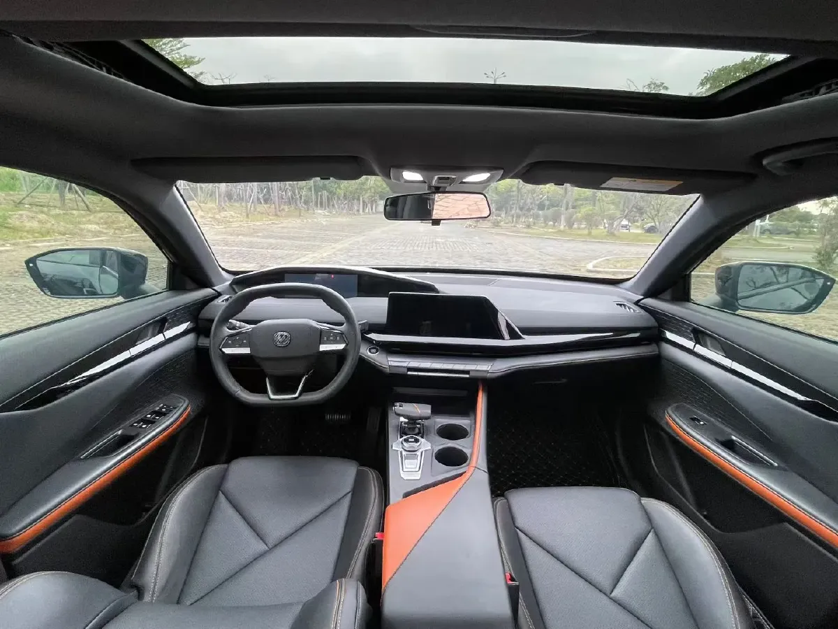 2023 ChangAn UNI-V iDD 1.5T 170HP L4 6TCT PHEV 18.4KWH,autocango,china used car exporter,china ev exporter,chinese used car exporter,chinese used ev exporter