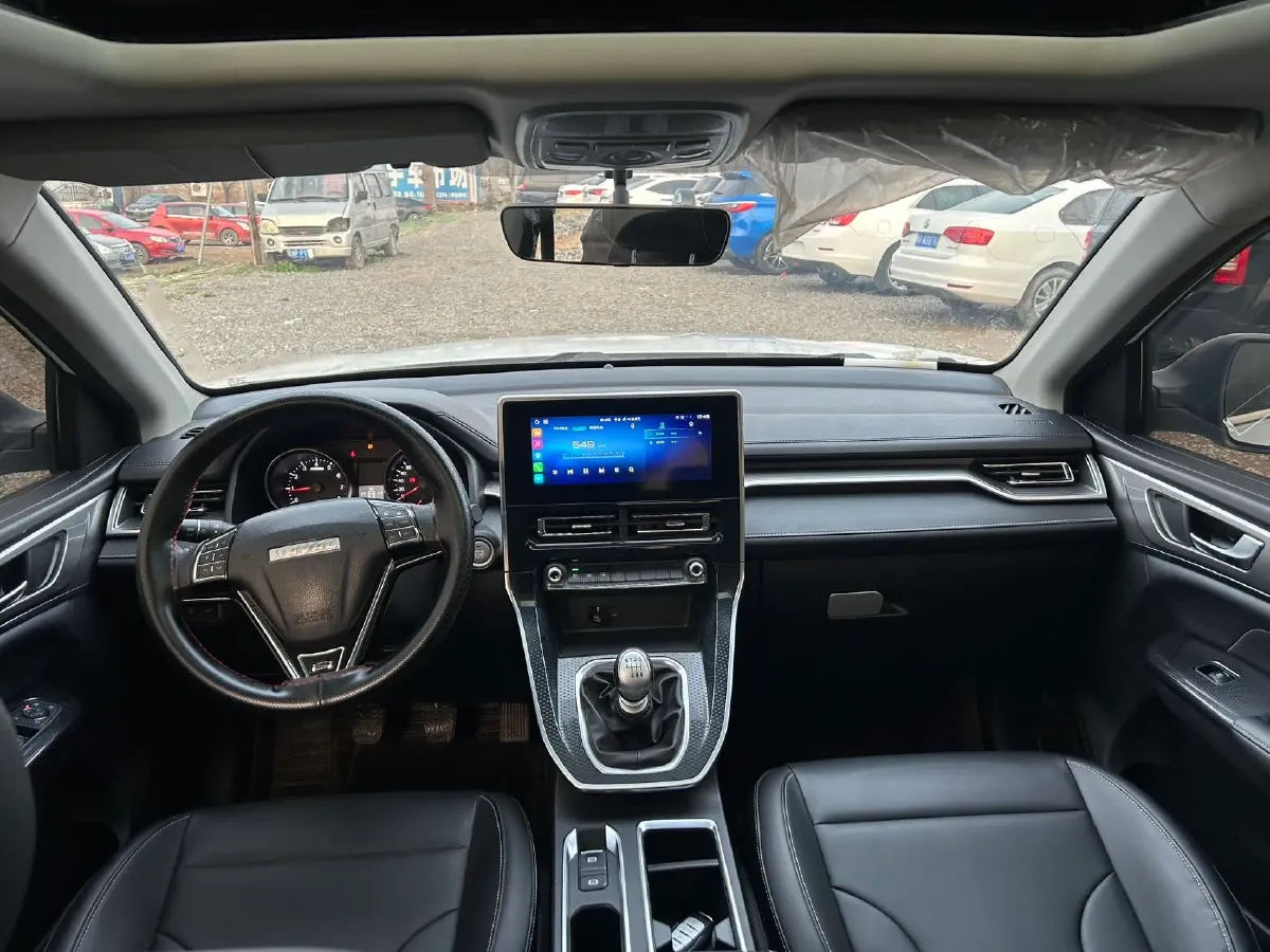 2022 ChangAn Oshan X7 Plus 1.5T 170HP L4 6MT,autocango,china used car exporter,china ev exporter,chinese used car exporter,chinese used ev exporter