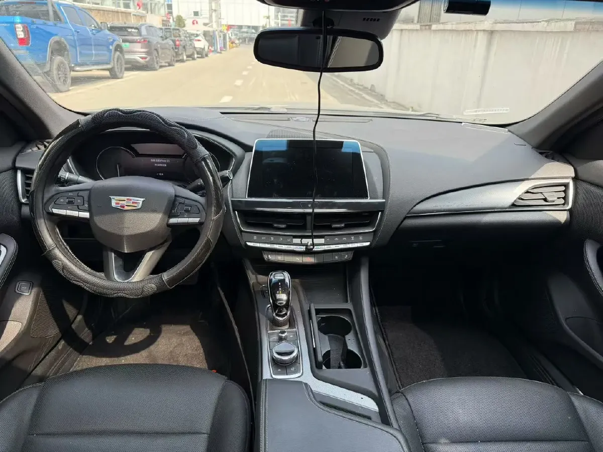 2022 Cadillac CT5 2.0T 237HP L4 10AT,autocango,china used car exporter,china ev exporter,chinese used car exporter,chinese used ev exporter