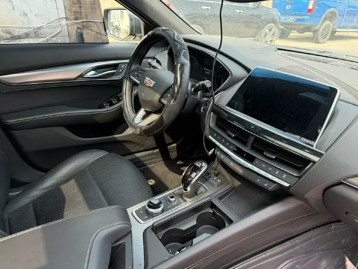 2022 Cadillac CT5 2.0T 237HP L4 10AT,autocango,china used car exporter,china ev exporter,chinese used car exporter,chinese used ev exporter