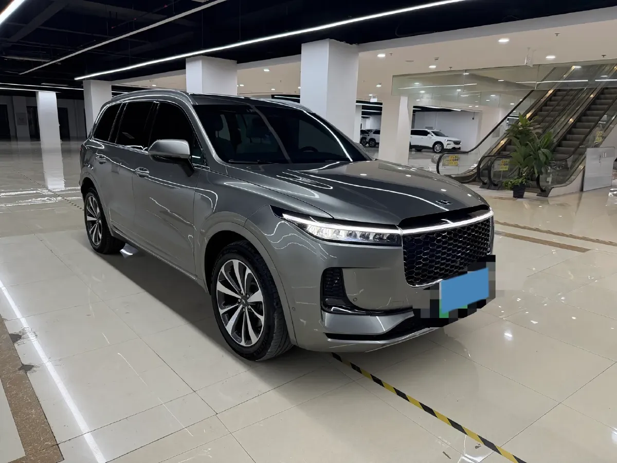 2021 Li ONE Range Extended 131HP REEV 40.5KWH,autocango,china used car exporter,china ev exporter,chinese used car exporter,chinese used ev exporter