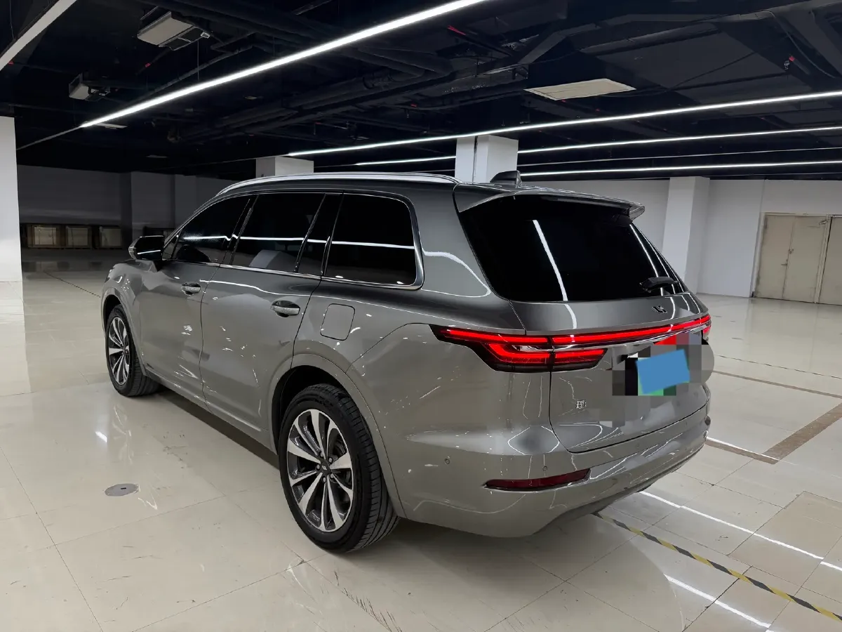 2021 Li ONE Range Extended 131HP REEV 40.5KWH,autocango,china used car exporter,china ev exporter,chinese used car exporter,chinese used ev exporter