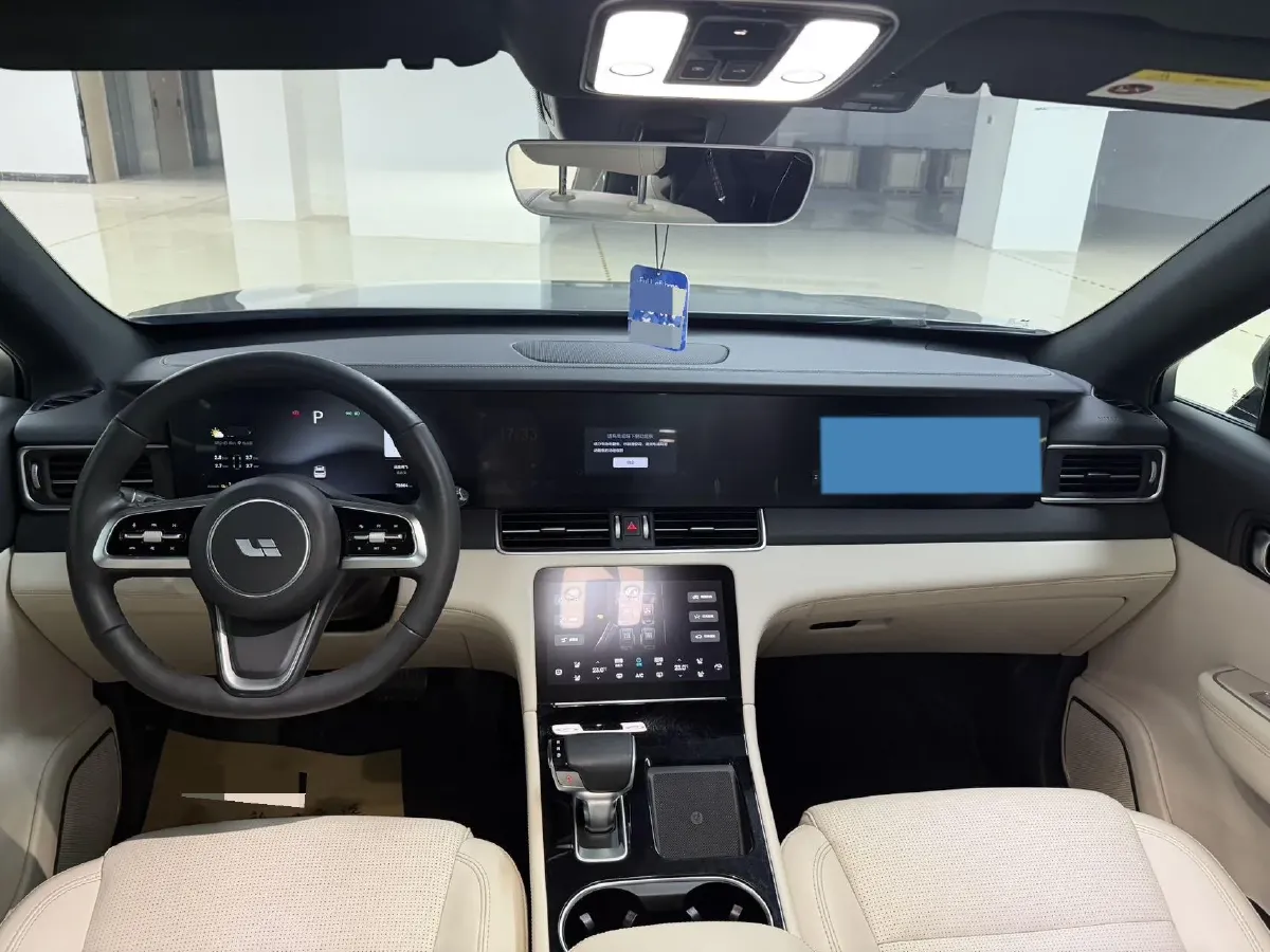 2021 Li ONE Range Extended 131HP REEV 40.5KWH,autocango,china used car exporter,china ev exporter,chinese used car exporter,chinese used ev exporter