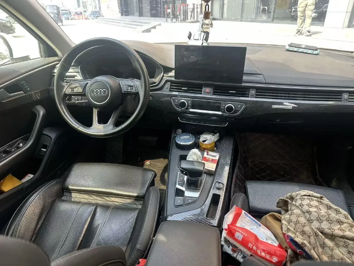 2020 Audi A4L 2.0T 190HP L4 7DCT,autocango,china used car exporter,china ev exporter,chinese used car exporter,chinese used ev exporter