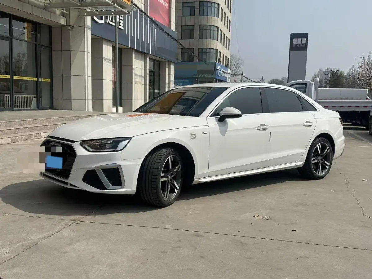 2020 Audi A4L 2.0T 190HP L4 7DCT,autocango,china used car exporter,china ev exporter,chinese used car exporter,chinese used ev exporter
