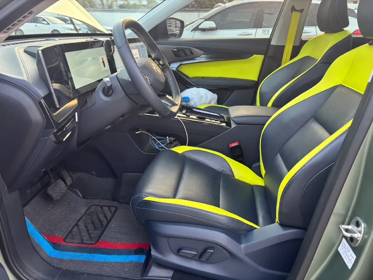 2022 MG ONE 1.5T 181HP L4 CVT,autocango,china used car exporter,china ev exporter,chinese used car exporter,chinese used ev exporter