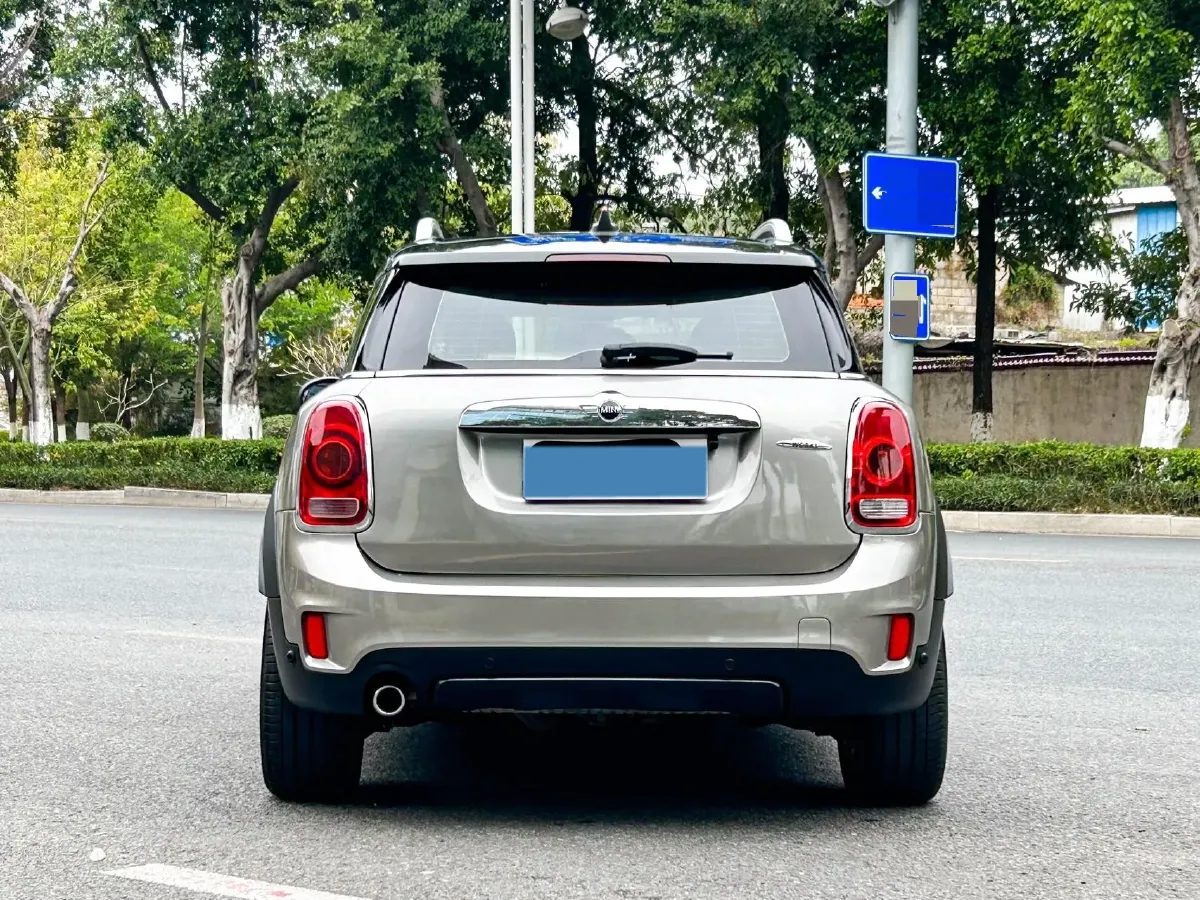 2017 MINI COUNTRYMAN 1.5T 136HP L3 6AT,autocango,china used car exporter,china ev exporter,chinese used car exporter,chinese used ev exporter