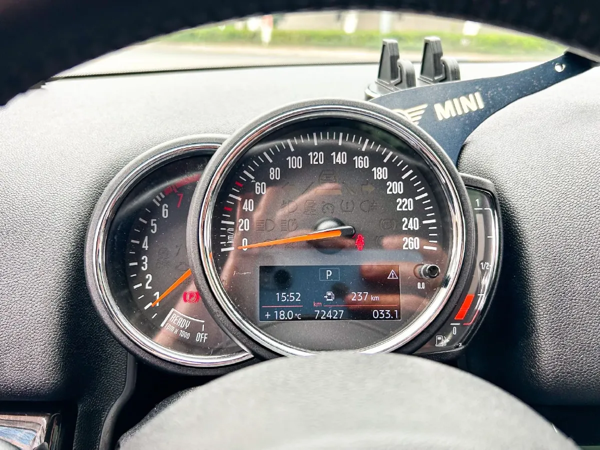2017 MINI COUNTRYMAN 1.5T 136HP L3 6AT,autocango,china used car exporter,china ev exporter,chinese used car exporter,chinese used ev exporter