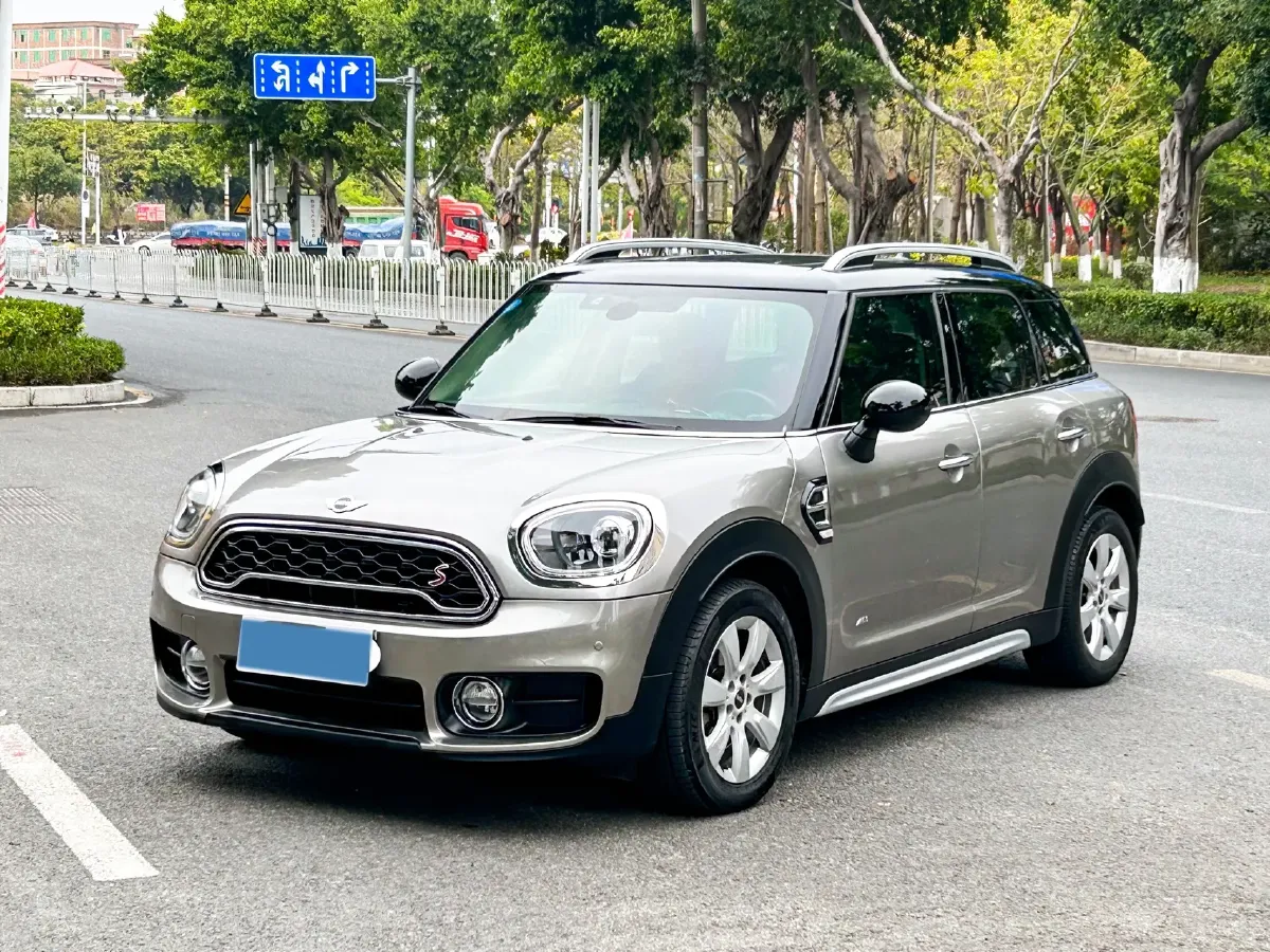 2017 MINI COUNTRYMAN 1.5T 136HP L3 6AT,autocango,china used car exporter,china ev exporter,chinese used car exporter,chinese used ev exporter