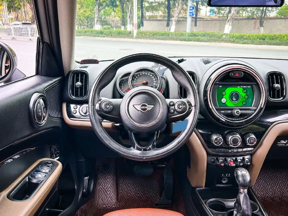 2017 MINI COUNTRYMAN 1.5T 136HP L3 6AT,autocango,china used car exporter,china ev exporter,chinese used car exporter,chinese used ev exporter