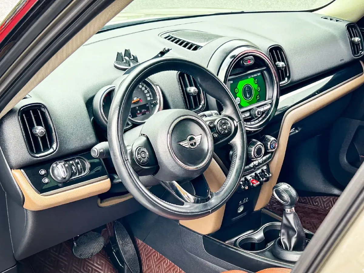 2017 MINI COUNTRYMAN 1.5T 136HP L3 6AT,autocango,china used car exporter,china ev exporter,chinese used car exporter,chinese used ev exporter