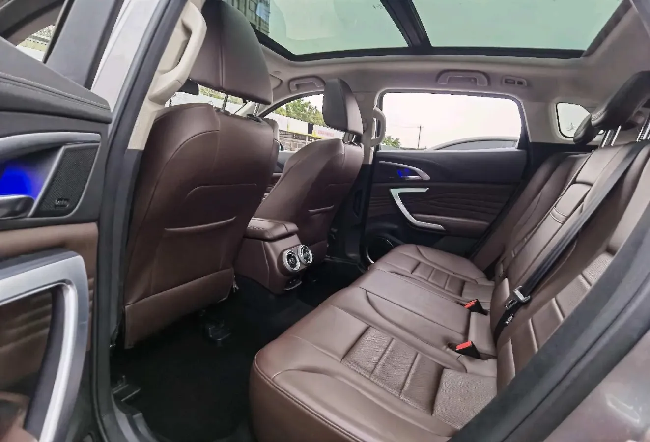 2019 WEY VV7 2.0T 234HP L4 7DCT,autocango,china used car exporter,china ev exporter,chinese used car exporter,chinese used ev exporter