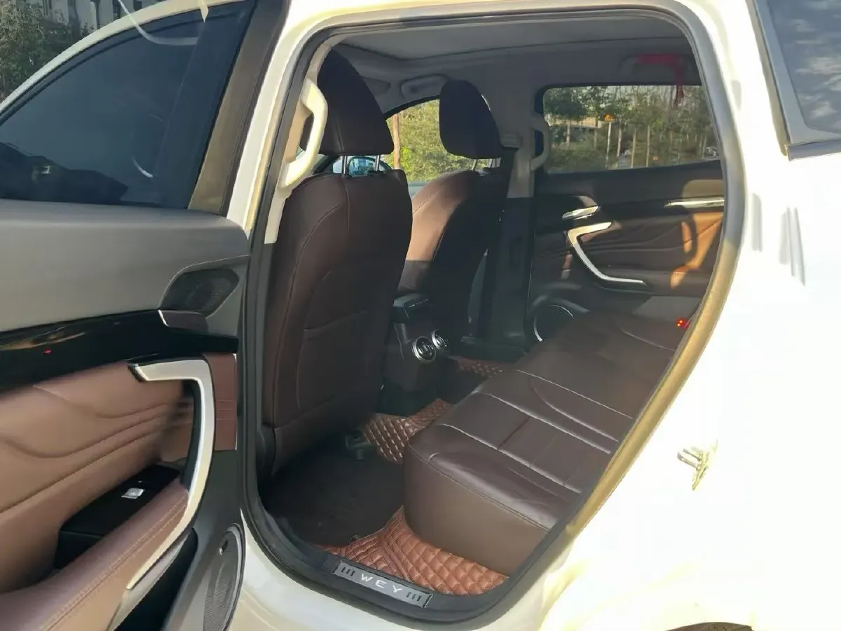 2017 WEY VV7 2.0T 234HP L4 7DCT,autocango,china used car exporter,china ev exporter,chinese used car exporter,chinese used ev exporter