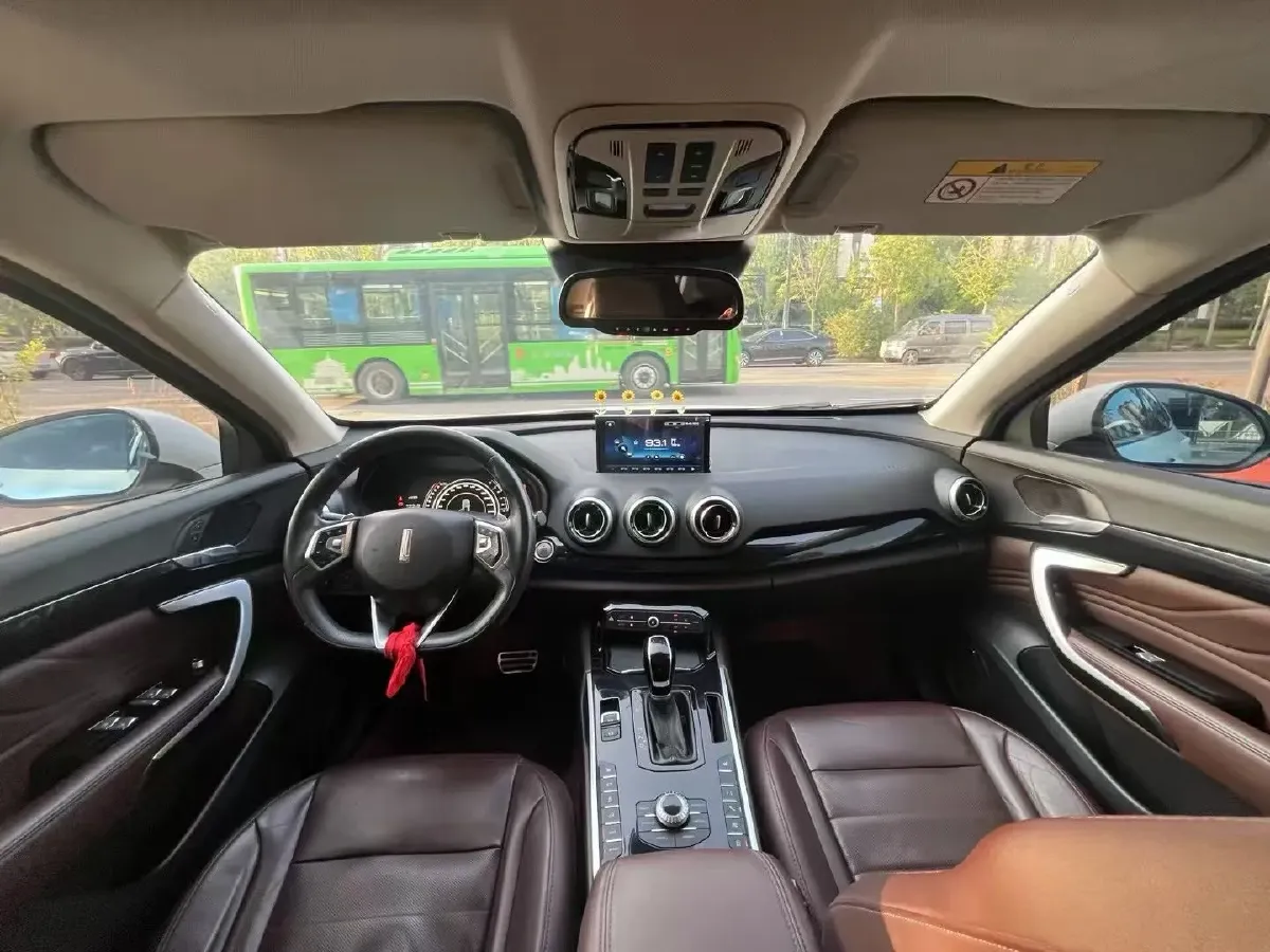 2017 WEY VV7 2.0T 234HP L4 7DCT,autocango,china used car exporter,china ev exporter,chinese used car exporter,chinese used ev exporter