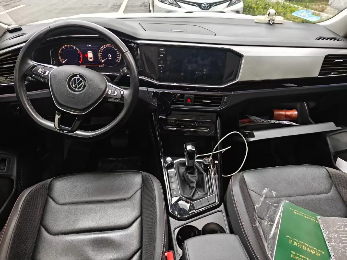 2021 Volkswagen Tayron 2.0T 186HP L4 7DCT,autocango,china used car exporter,china ev exporter,chinese used car exporter,chinese used ev exporter