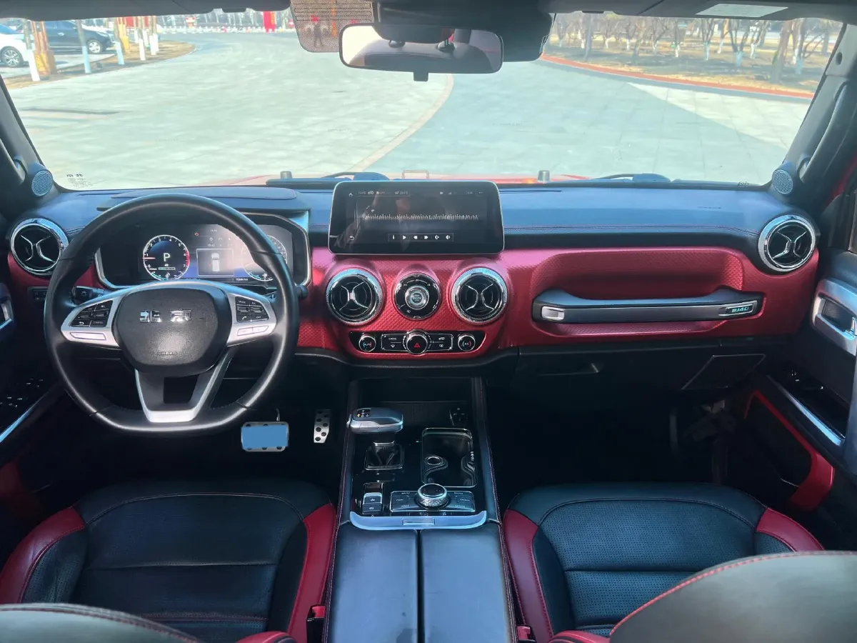 2019 Beijing BJ40 2.0T 218HP L4 6AT,autocango,china used car exporter,china ev exporter,chinese used car exporter,chinese used ev exporter