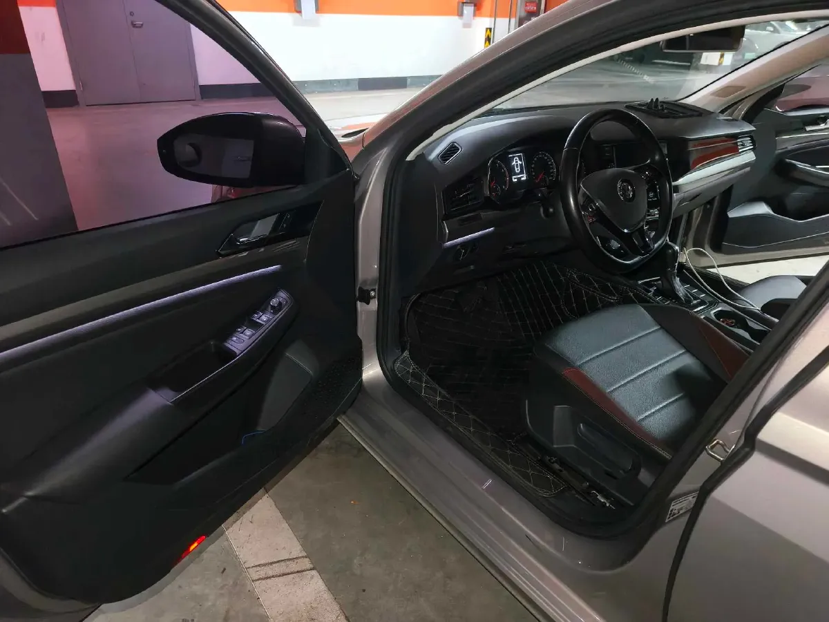 2020 Volkswagen Bora 1.5L 113HP L4 6AT,autocango,china used car exporter,china ev exporter,chinese used car exporter,chinese used ev exporter