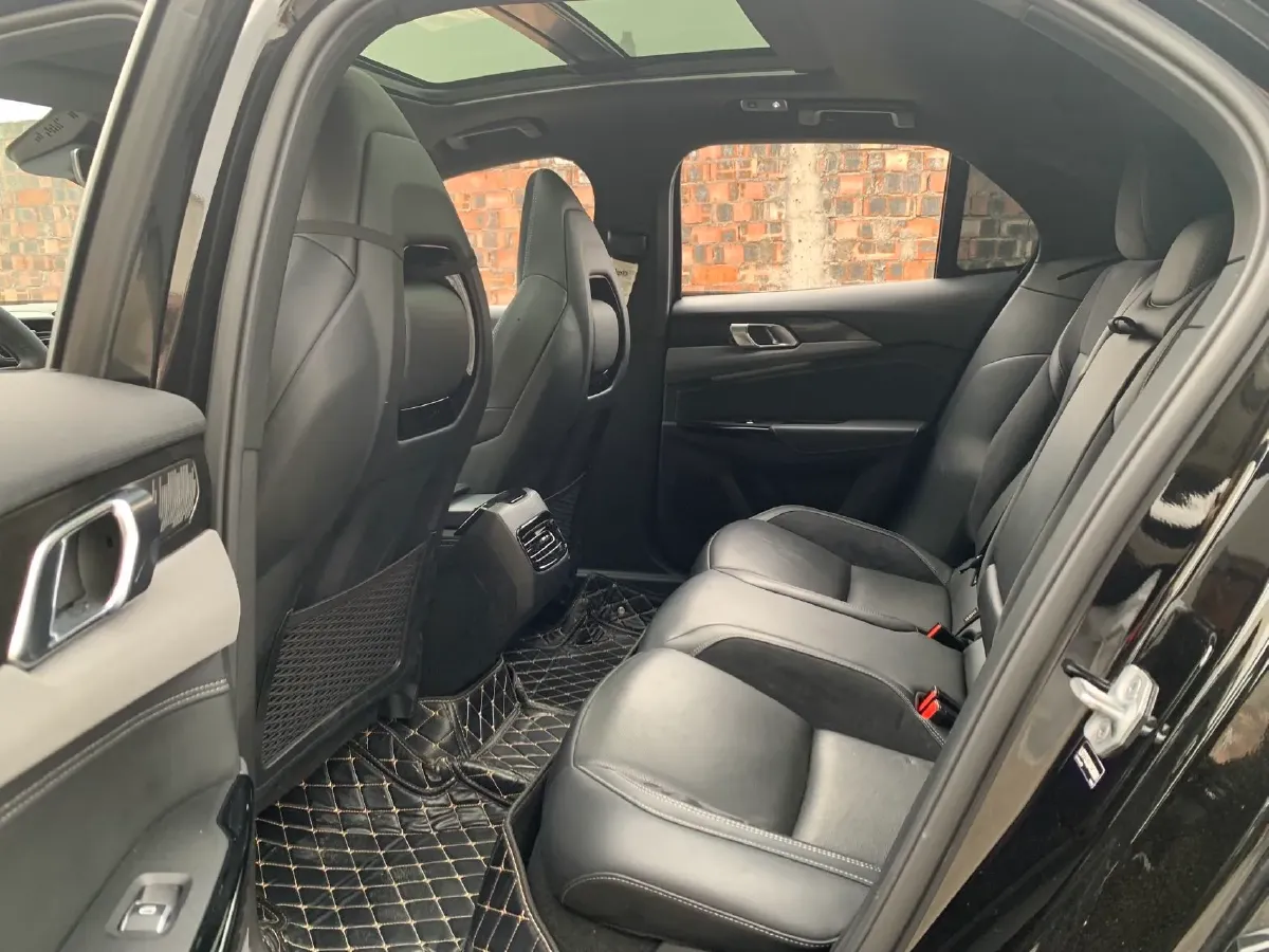 2022 LYNK&CO 02 Hatchback 2.0T 190HP L4 7DCT,autocango,china used car exporter,china ev exporter,chinese used car exporter,chinese used ev exporter