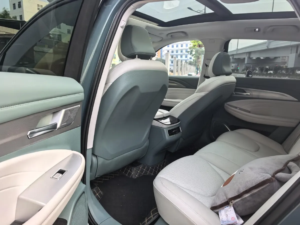 2023 ARCFOX αT BEV,autocango,china used car exporter,china ev exporter,chinese used car exporter,chinese used ev exporter