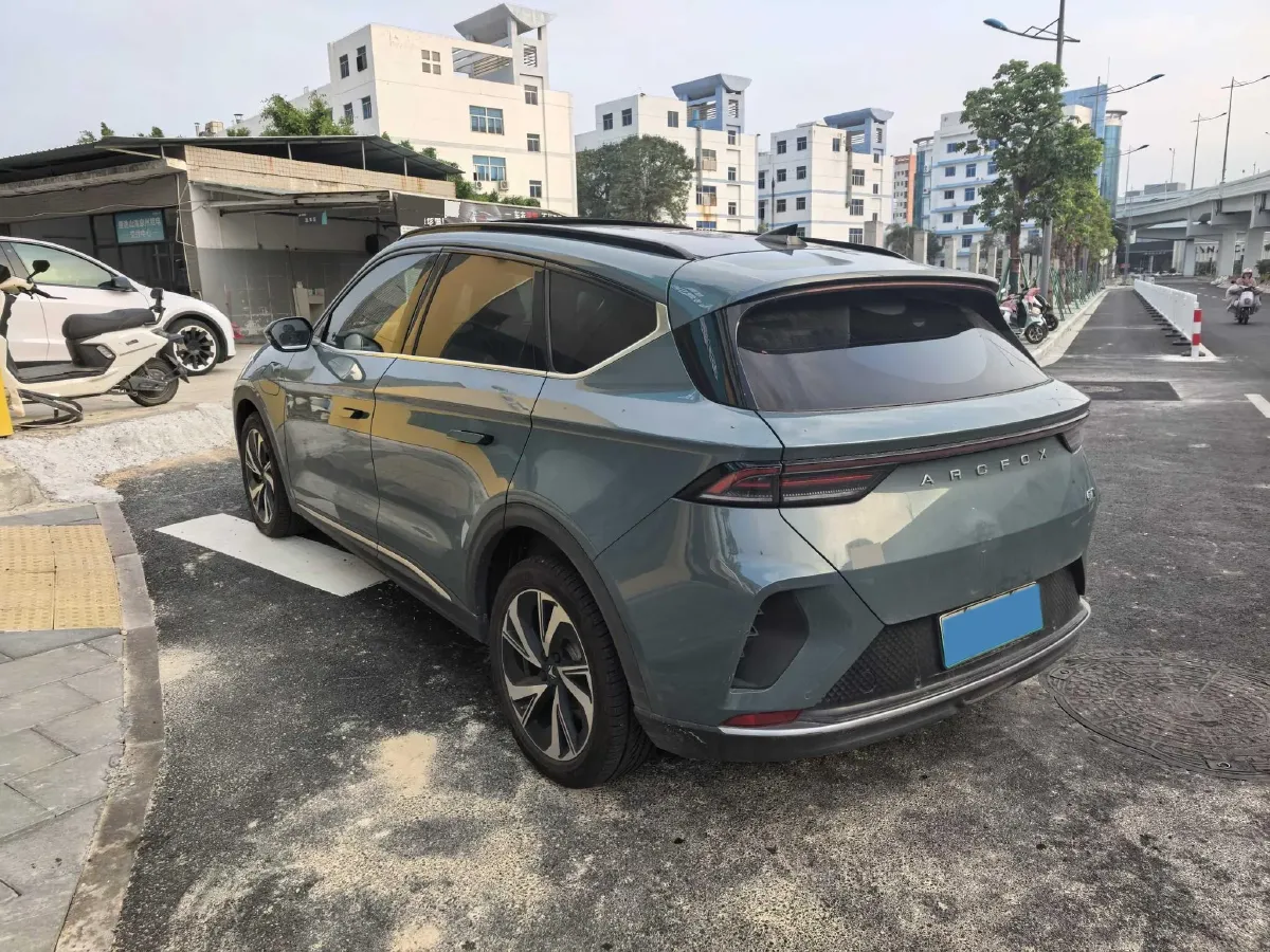2023 ARCFOX αT BEV,autocango,china used car exporter,china ev exporter,chinese used car exporter,chinese used ev exporter