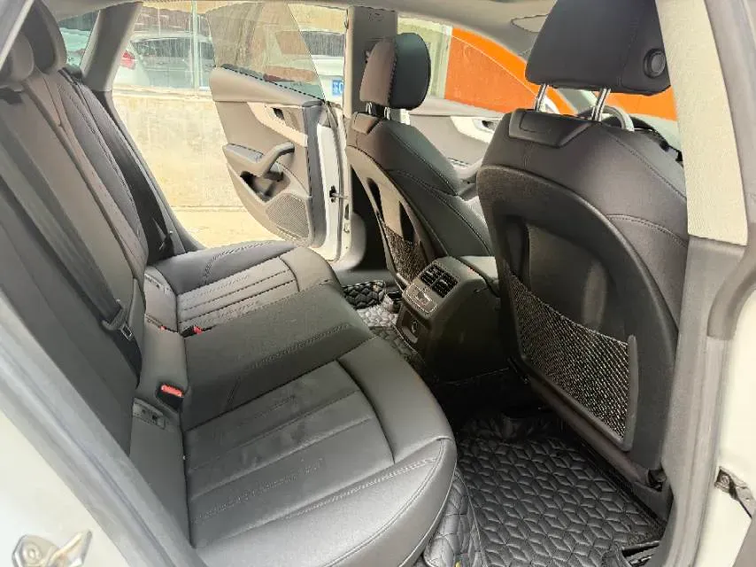 2021 Audi A5 2.0T 204HP L4 7DCT,autocango,china used car exporter,china ev exporter,chinese used car exporter,chinese used ev exporter